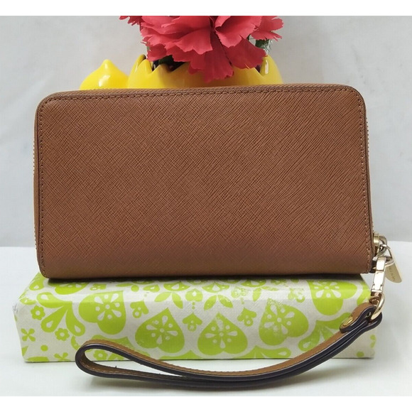 Michael Kors Brown Crossgrain Leather Zip Around Credit Card Wristlet - Wallet - Picture 2 of 14